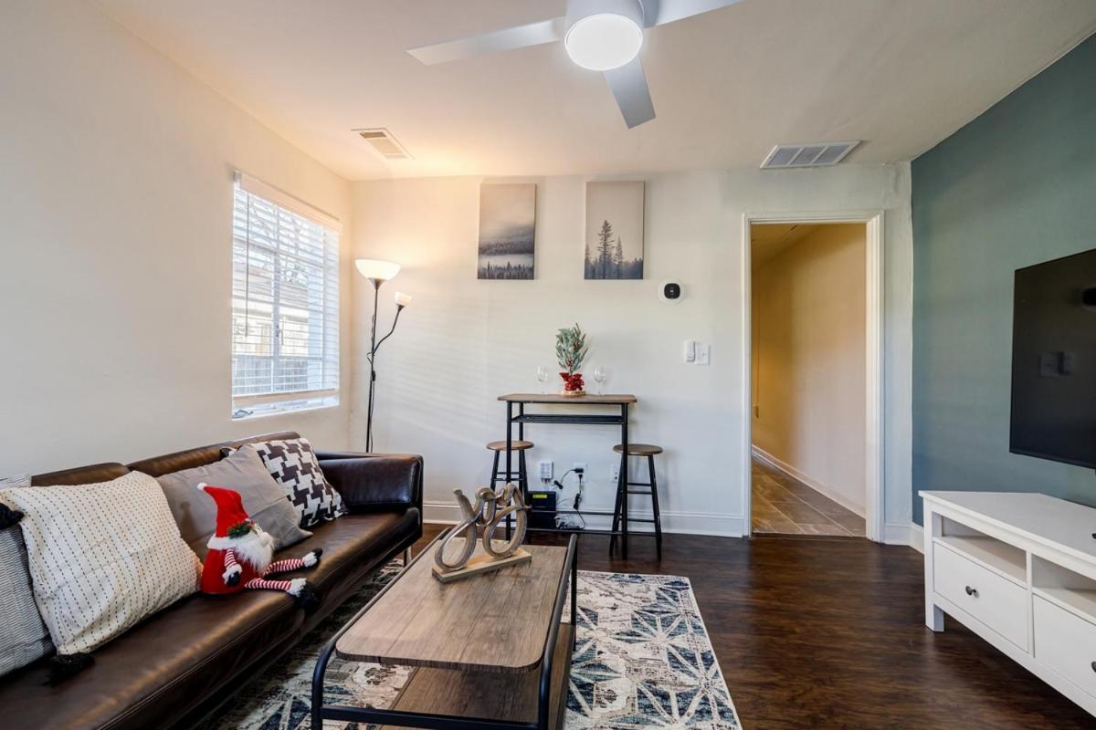 5 Min Grant Park With Fenced Yard Parking Pet Friendly Villa AtlantaAtlanta  Kültér fotó