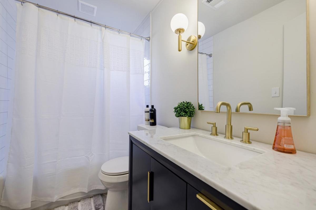 5 Min Grant Park With Fenced Yard Parking Pet Friendly Villa AtlantaAtlanta  Kültér fotó